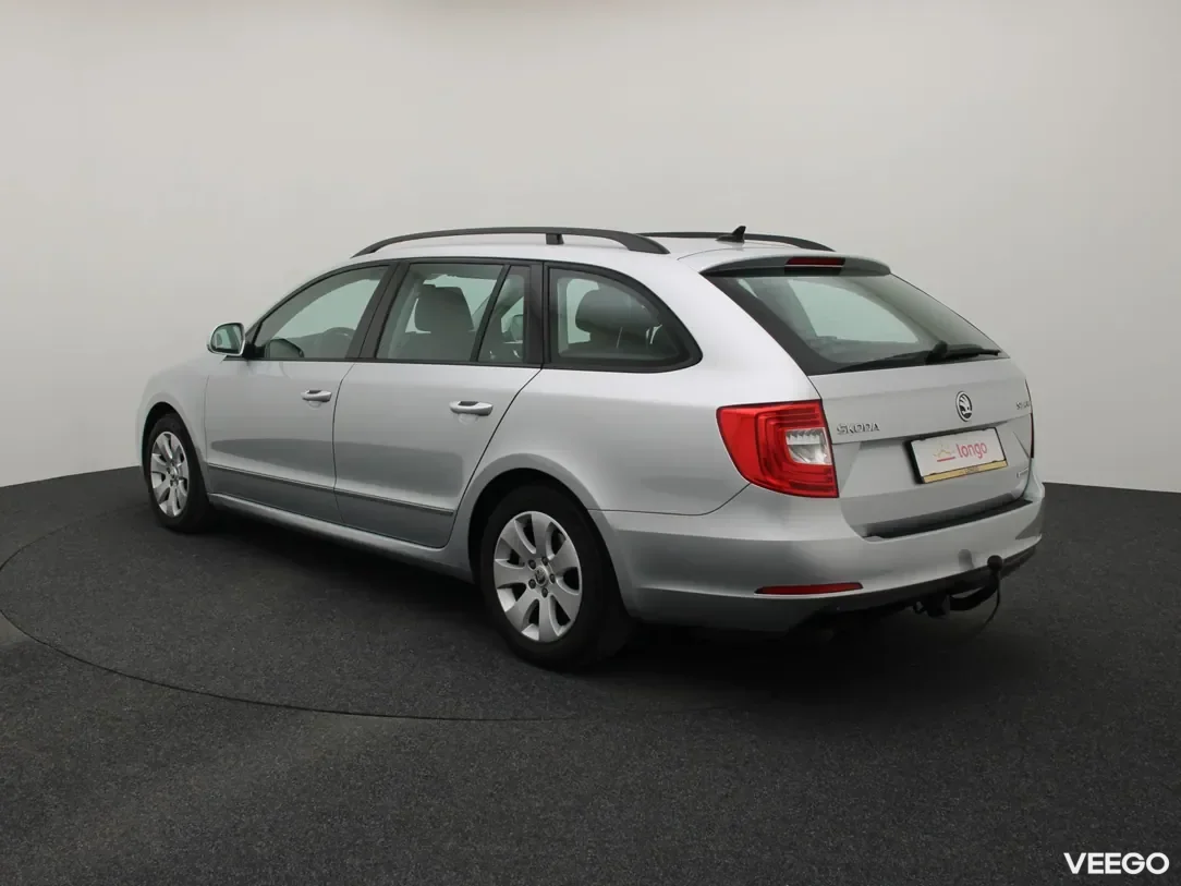 Skoda Superb 1.6 77kW