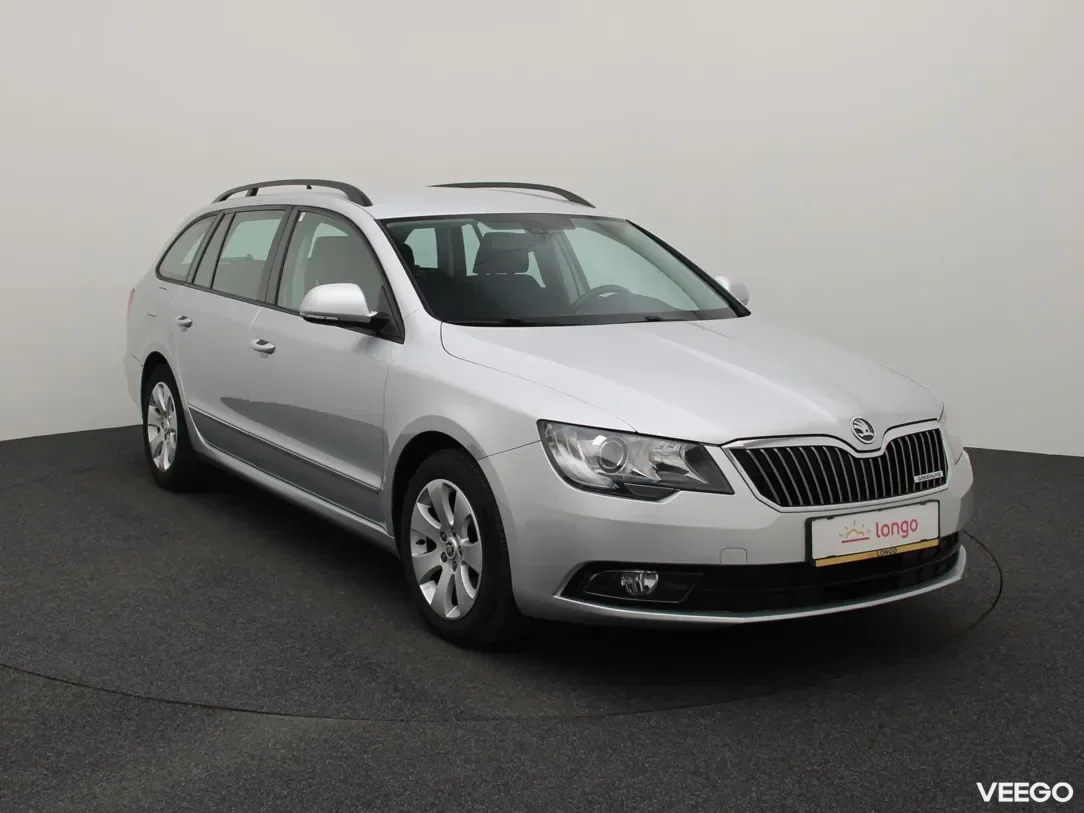 Skoda Superb 1.6 77kW