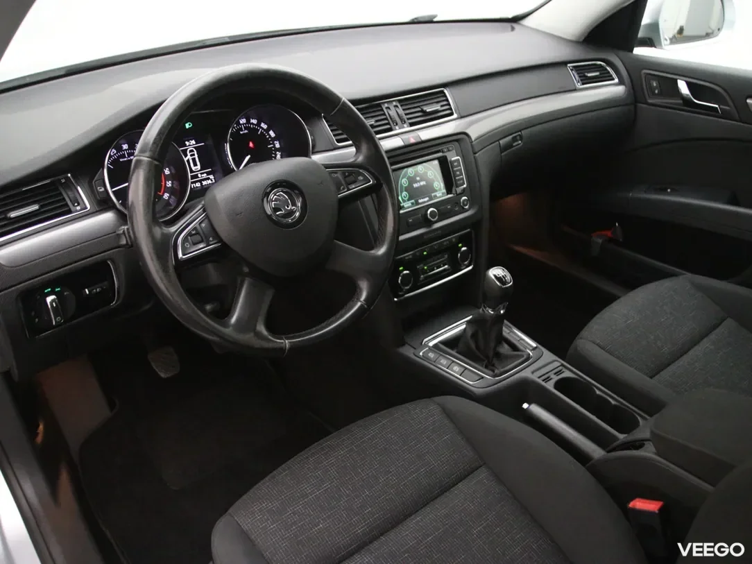 Skoda Superb 1.6 77kW