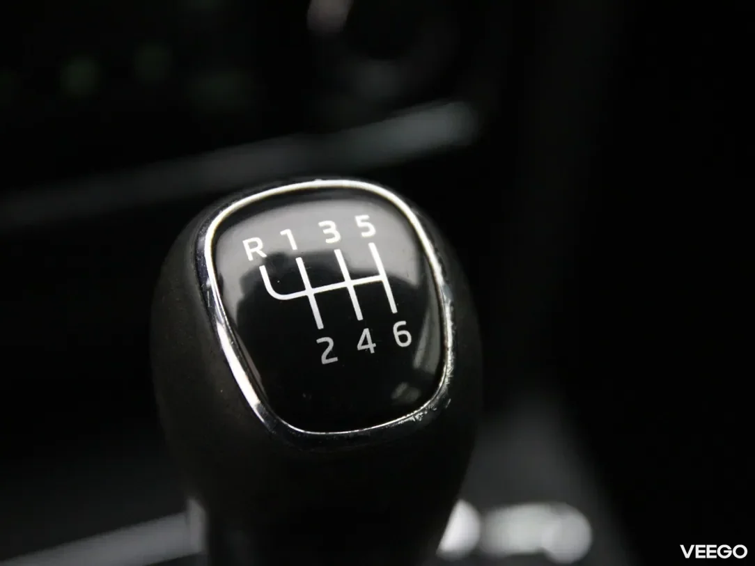 Skoda Superb 1.6 77kW