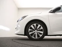 Peugeot 208 1.2 55kW thumbnail