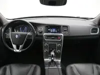 Volvo V60 2.4 212kW thumbnail