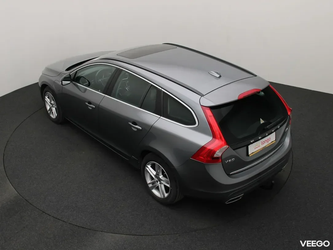 Volvo V60 2.4 212kW
