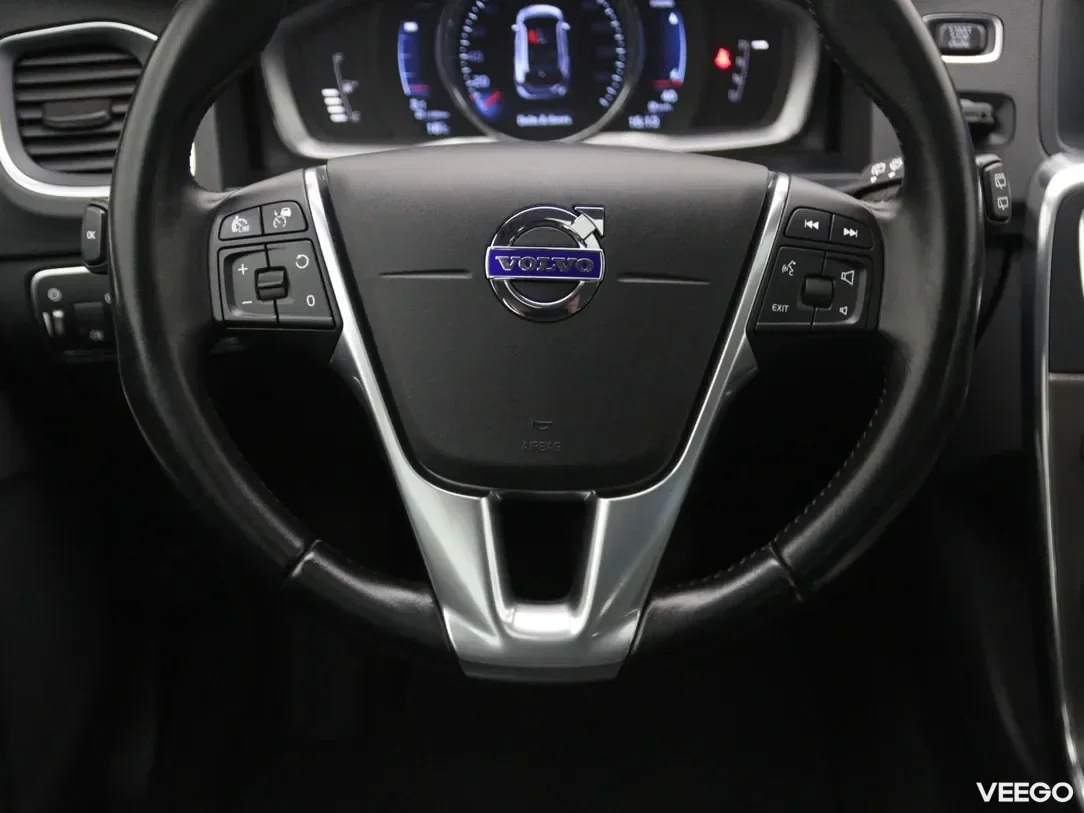 Volvo V60 2.4 212kW