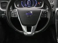 Volvo V60 2.4 212kW thumbnail