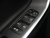 Volvo V60 2.4 212kW thumbnail