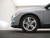 Volvo V60 2.4 212kW thumbnail