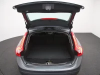 Volvo V60 2.4 212kW thumbnail