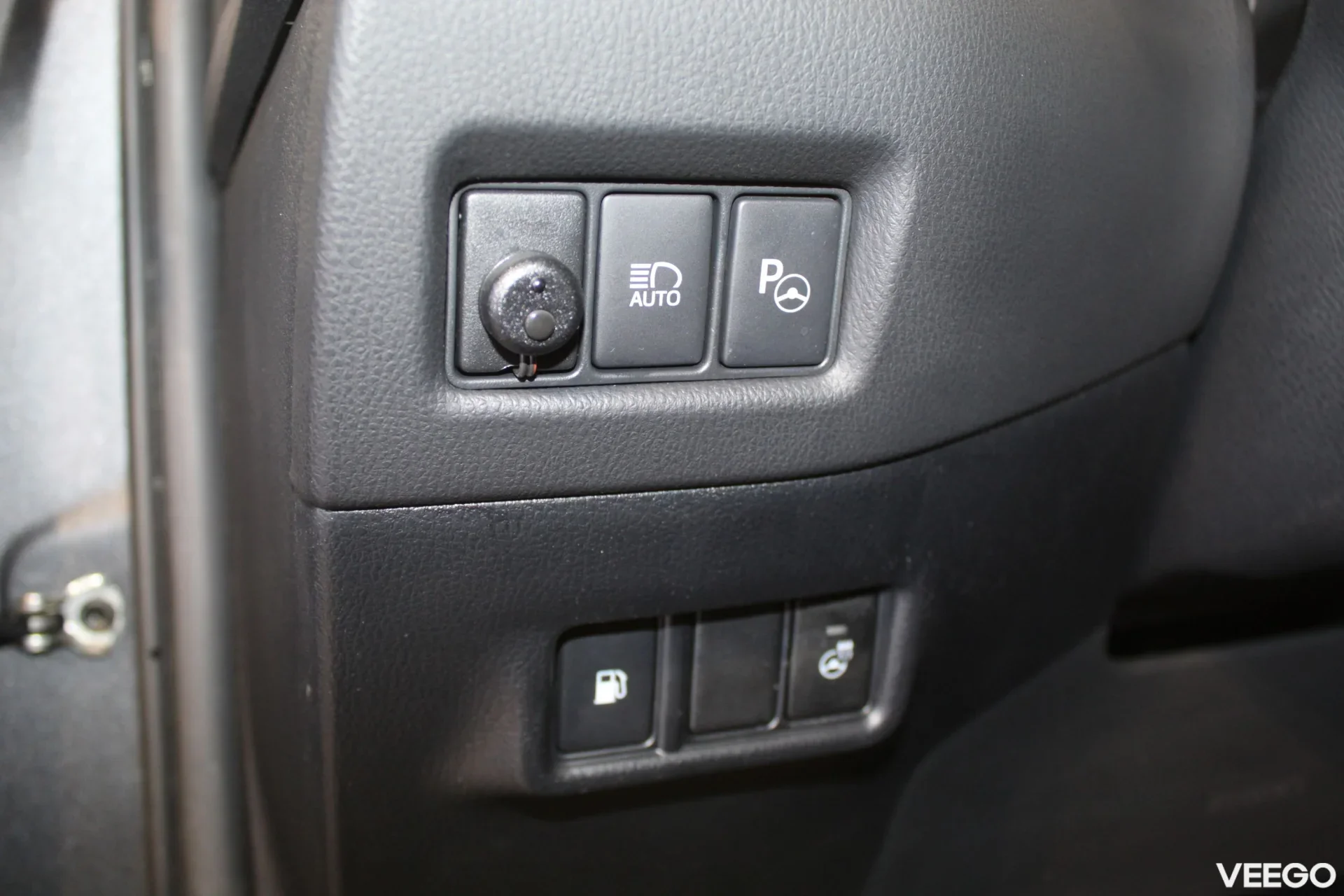 Toyota C-HR Luxury Plus 1.8 72kW