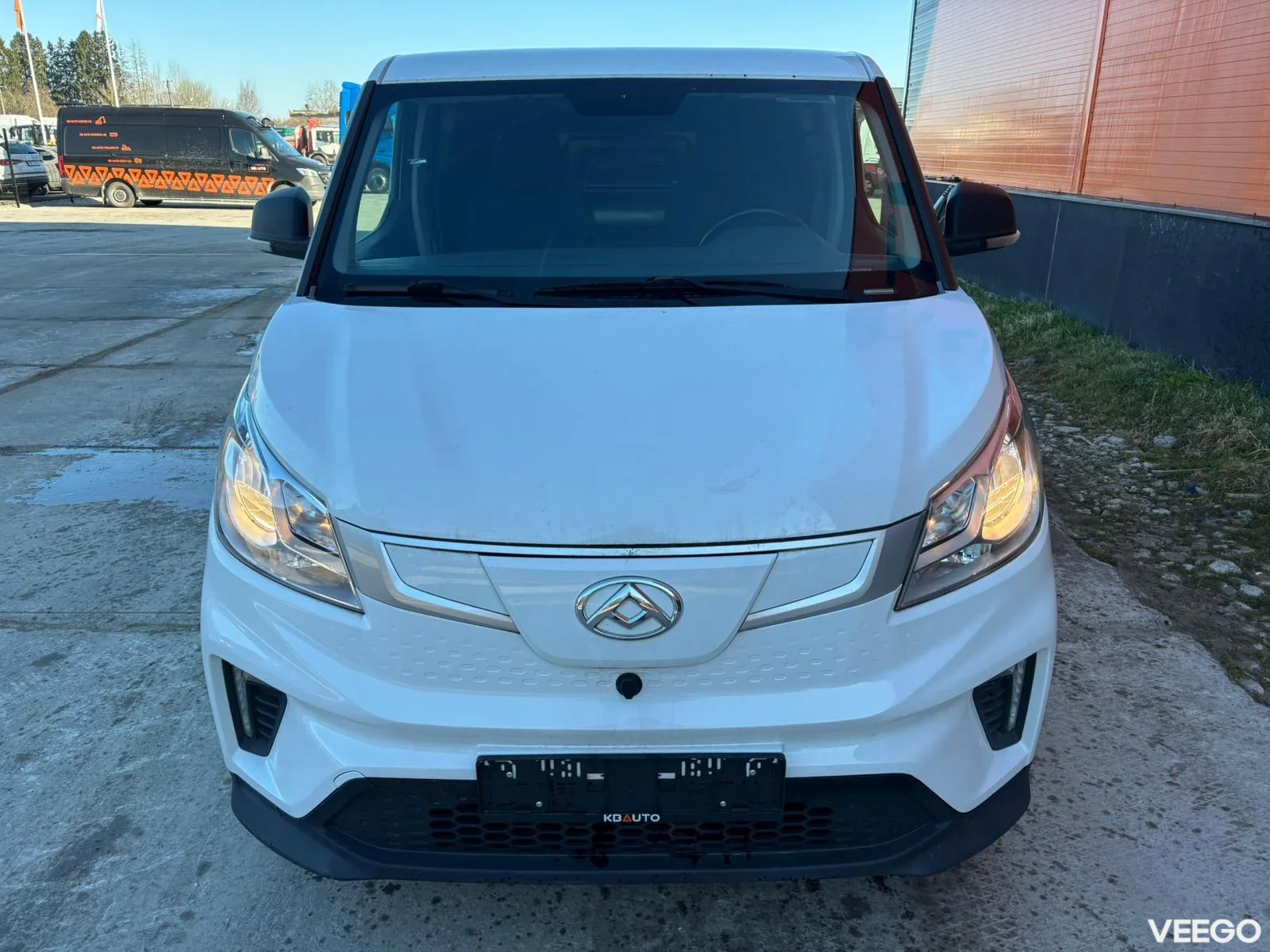 Maxus e Deliver 3 Neos 100 / BOX L=2400 / W=1320 / H=1140 mm 40kW