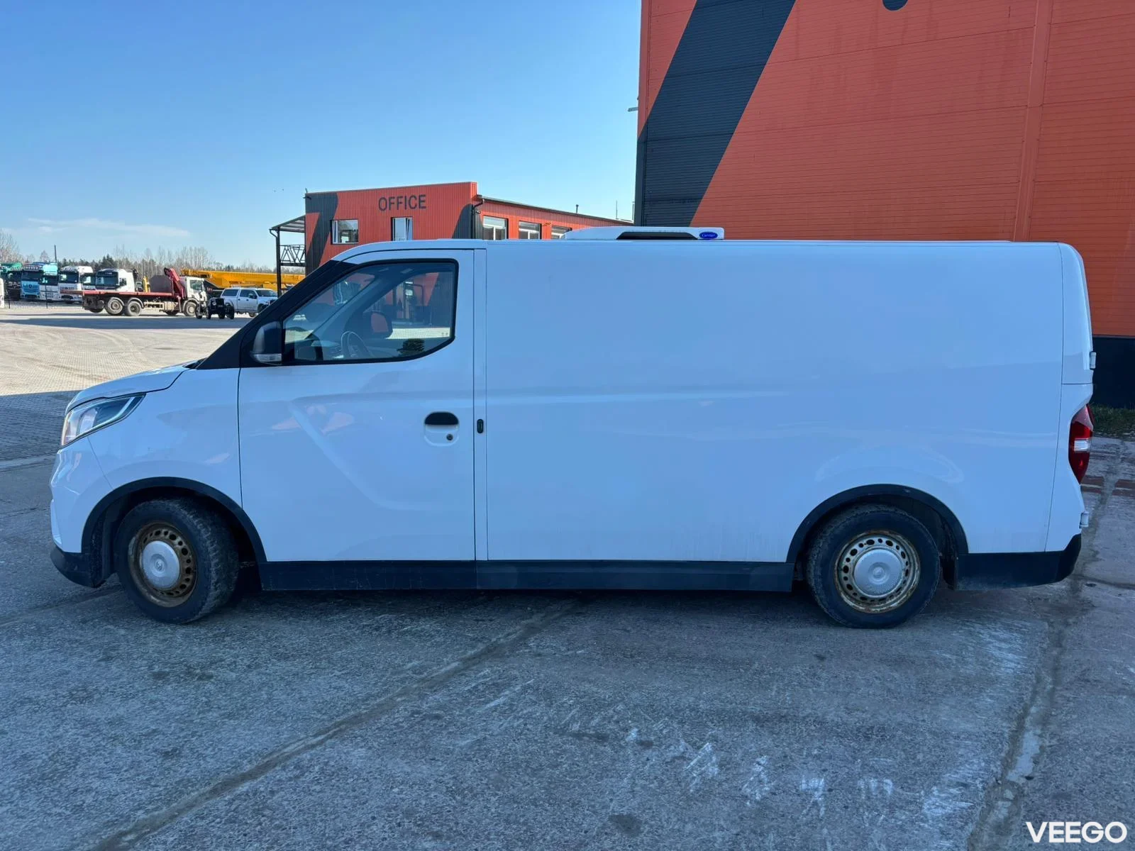 Maxus e Deliver 3 Neos 100 / BOX L=2400 / W=1320 / H=1140 mm 40kW