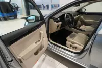 Skoda Superb L&K 4X4 2 140kW thumbnail