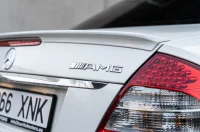 Mercedes-Benz E class 6.2 378kW thumbnail