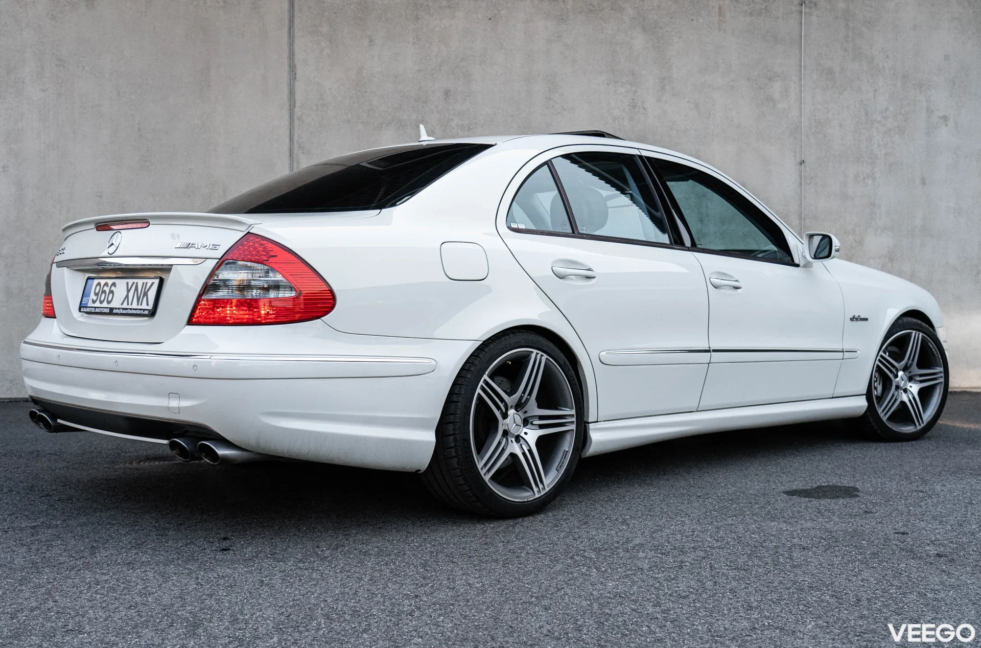 Mercedes-Benz E class 6.2 378kW