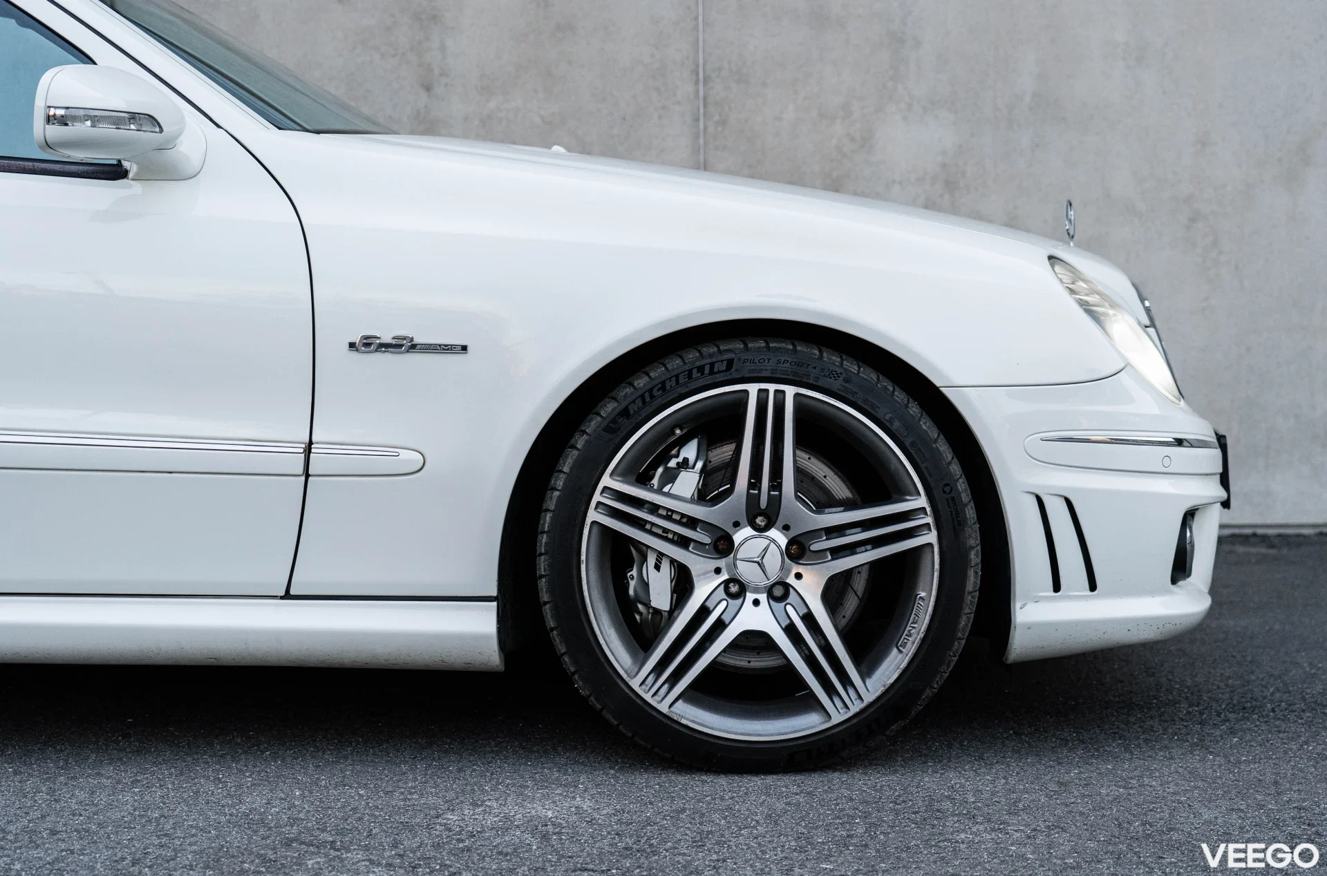 Mercedes-Benz E class 6.2 378kW