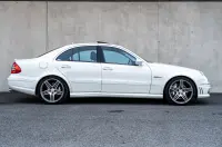 Mercedes-Benz E class 6.2 378kW thumbnail