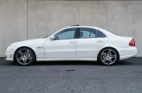 Mercedes-Benz E class 6.2 378kW thumbnail