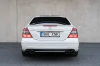 Mercedes-Benz E class 6.2 378kW thumbnail