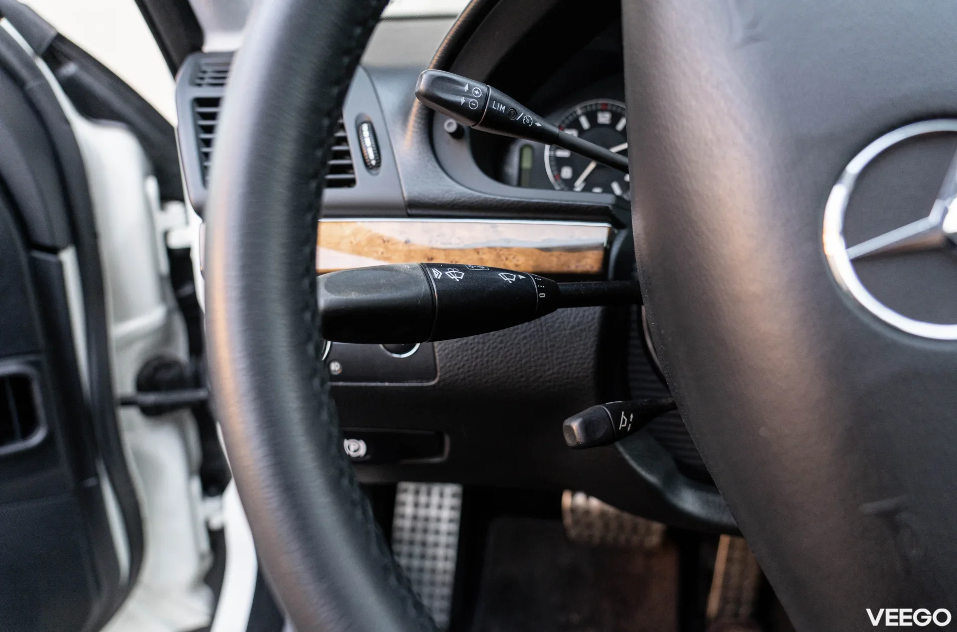 Mercedes-Benz E class 6.2 378kW