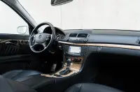 Mercedes-Benz E class 6.2 378kW thumbnail