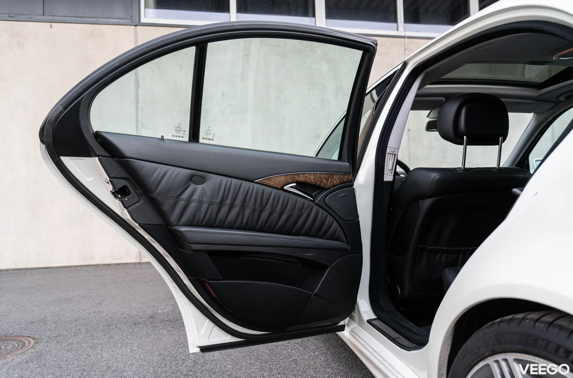 Mercedes-Benz E class 6.2 378kW