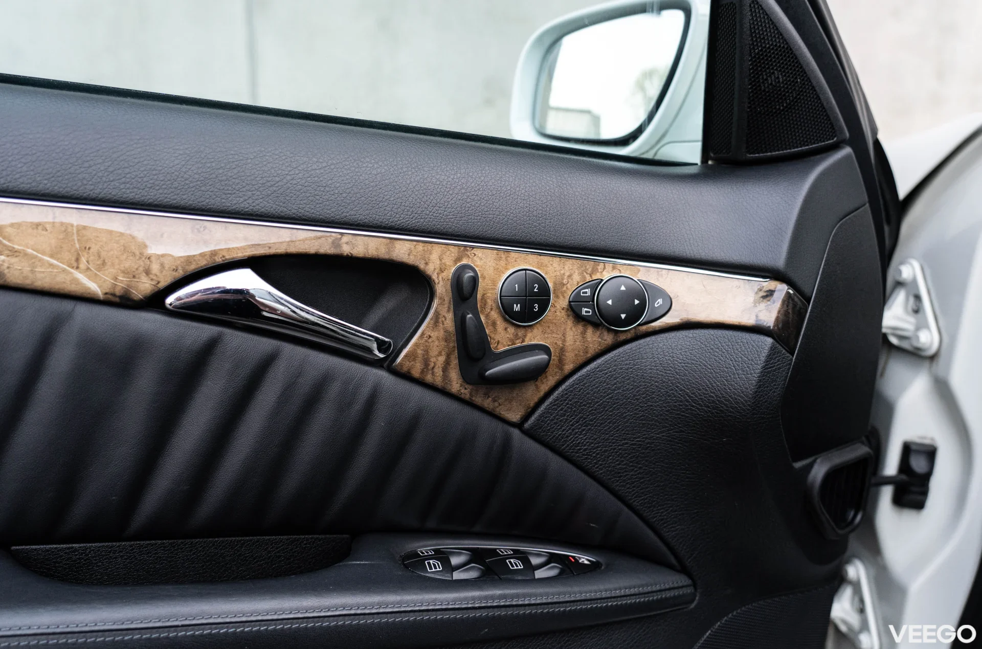 Mercedes-Benz E class 6.2 378kW