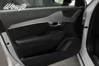 Volvo XC90 B5 AWD 235HK 7-Sits R-Design /HuD /360 /Massage/4.95% 173kW thumbnail