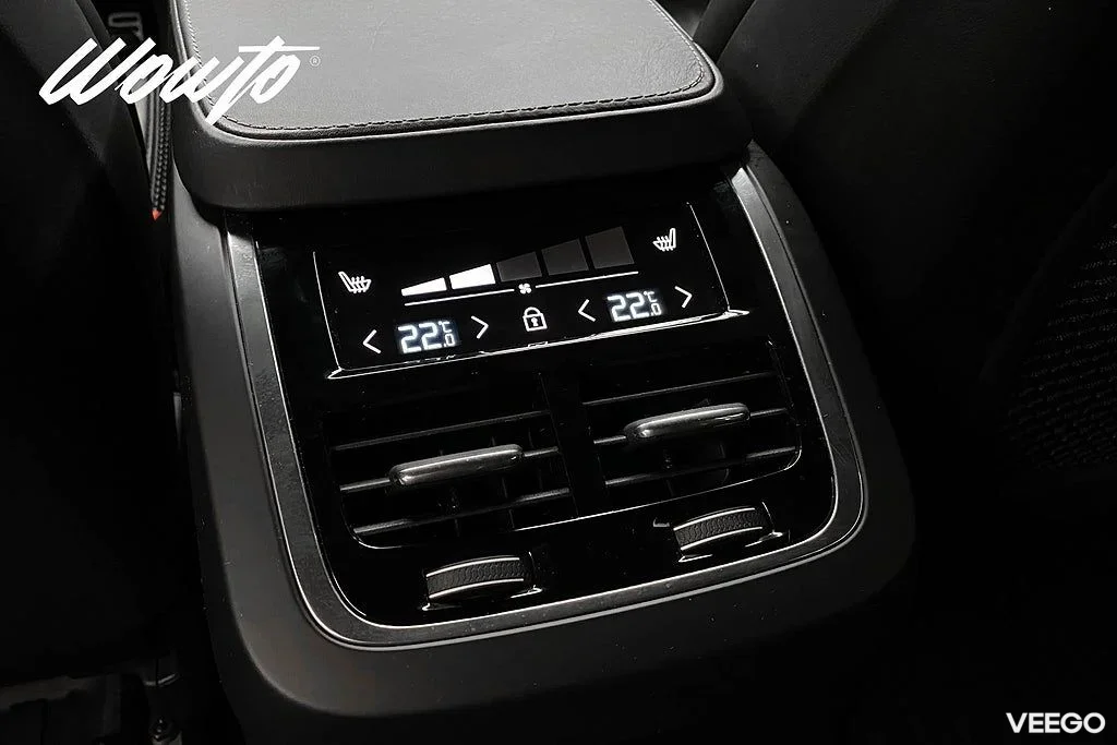 Volvo XC90 B5 AWD 235HK 7-Sits R-Design /HuD /360 /Massage/4.95% 173kW