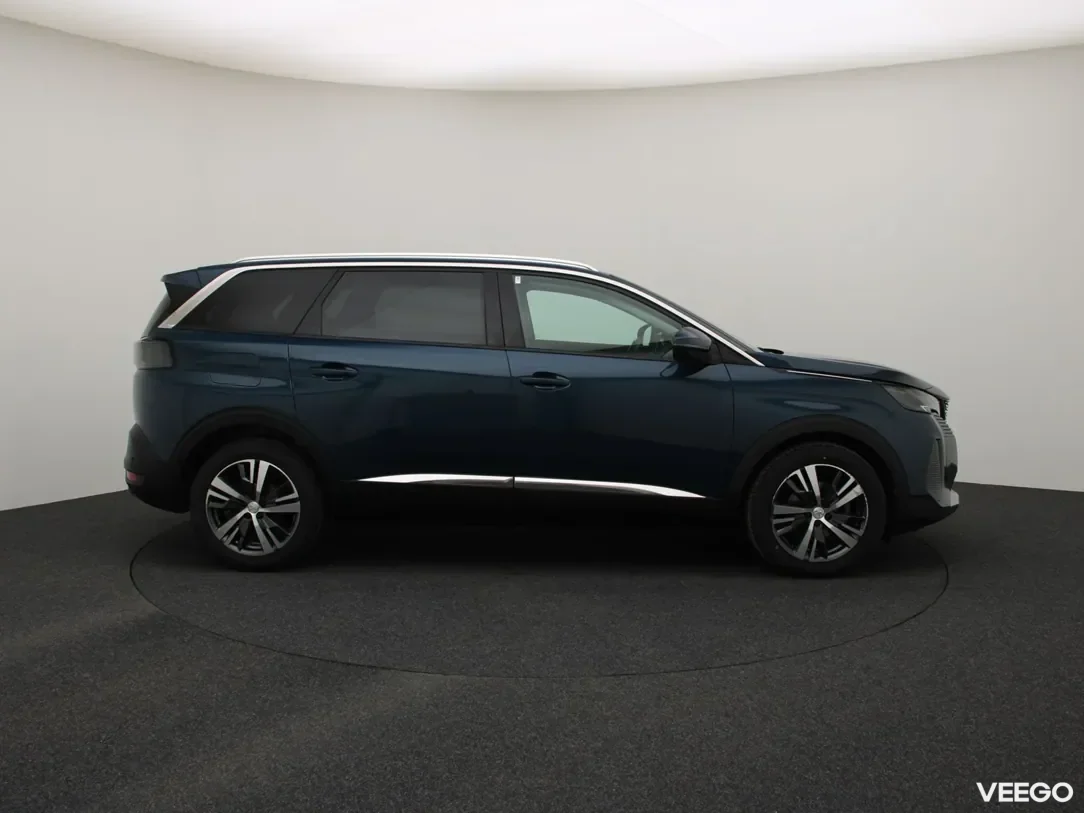 Peugeot 5008 1.5 96kW