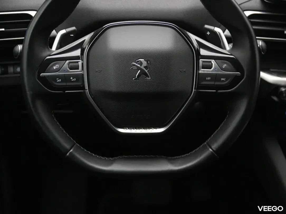 Peugeot 5008 1.5 96kW