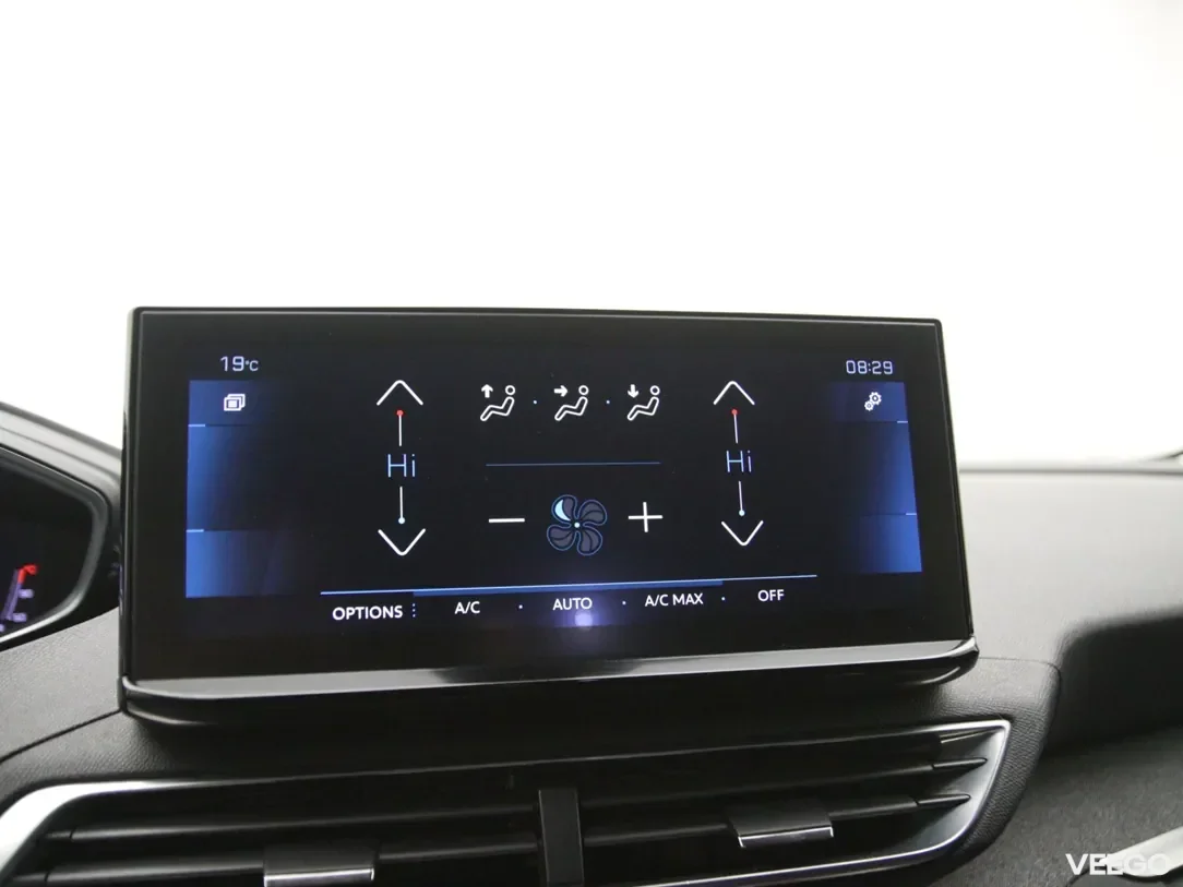 Peugeot 5008 1.5 96kW