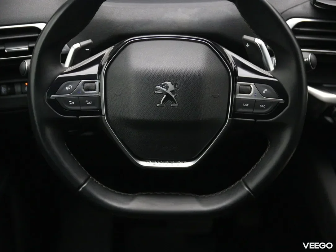 Peugeot 3008 1.2 96kW