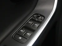 Volvo XC60 2.4 162kW thumbnail