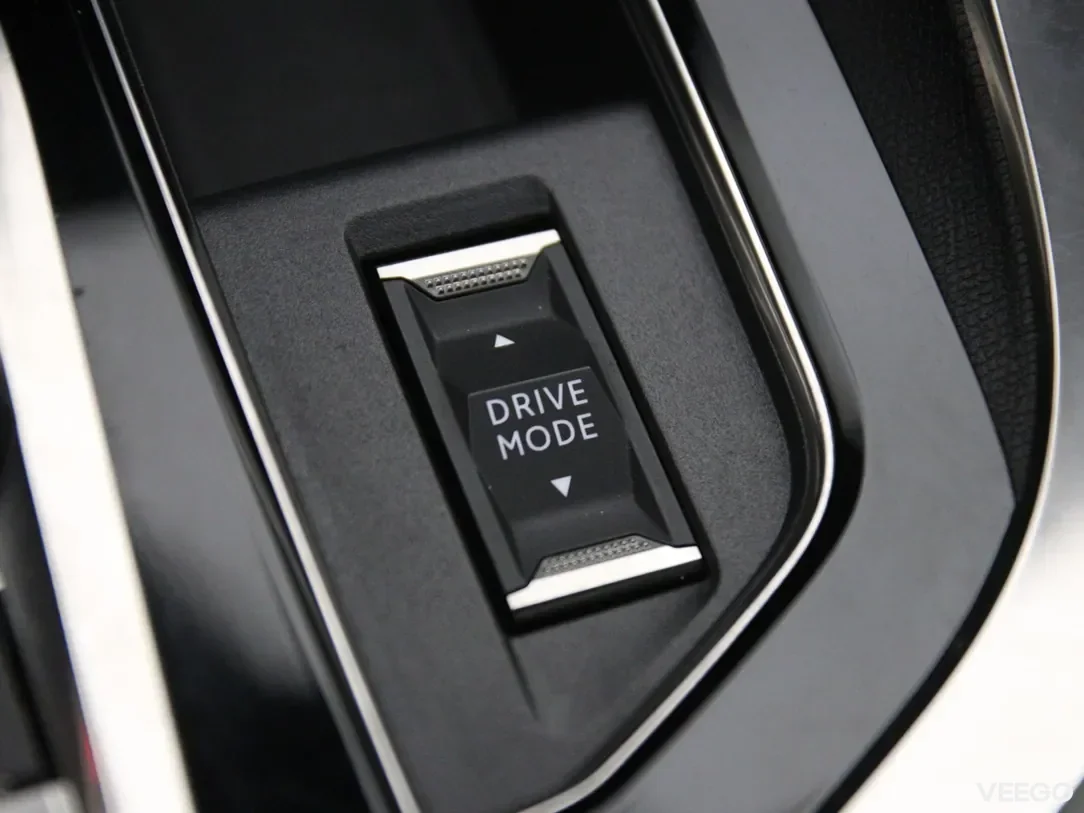 Peugeot 3008 1.2 96kW