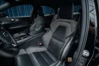 Volvo S60 Recharge T8 AWD Plus Dark H/K 360 Drag MOMS 335kW