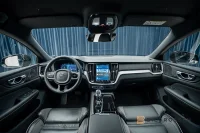 Volvo S60 Recharge T8 AWD Plus Dark H/K 360 Drag MOMS 335kW