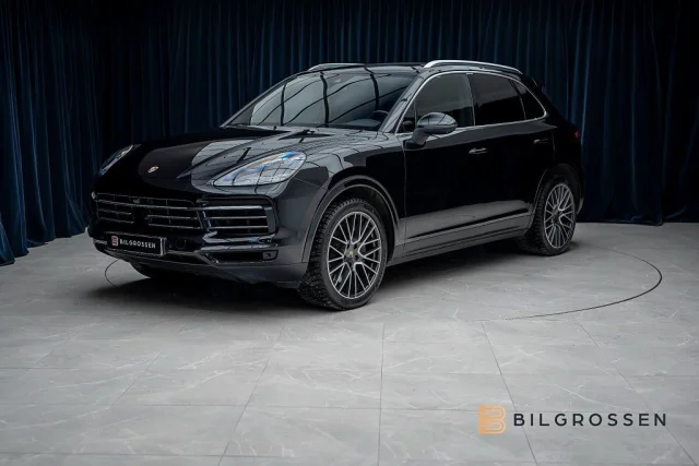 Image of Porsche Cayenne S Pano BOSE 360 Drag Luftfjädring Bakaxelstyrning 324kW