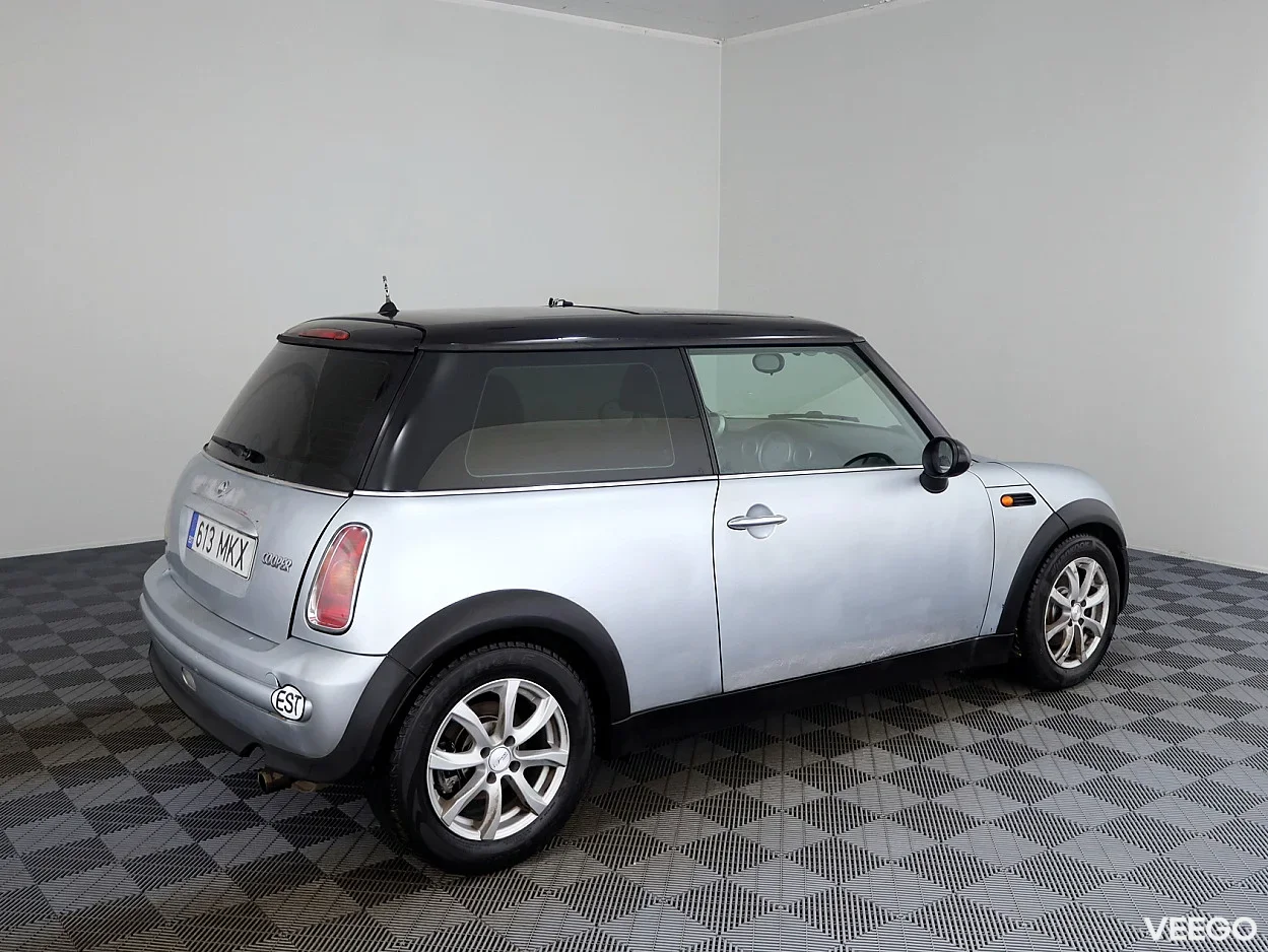 Mini Cooper 1.6 85kW