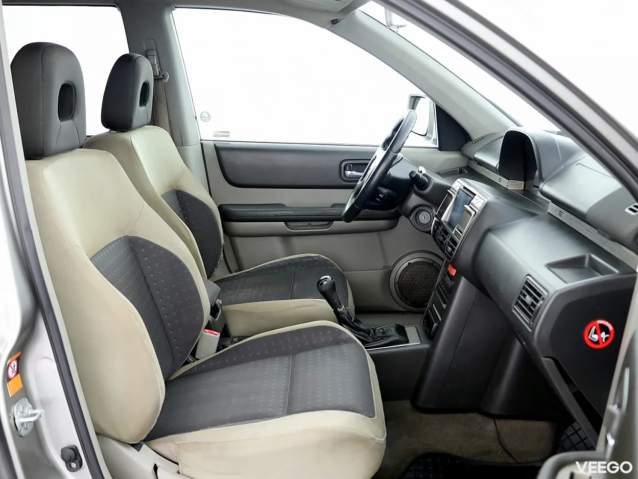 Nissan X-Trail 2.0 104kW