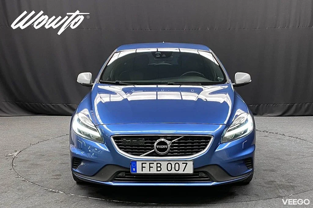Volvo V40 T5 253HK R-Design /Polestar /Navi /4.95% 186kW
