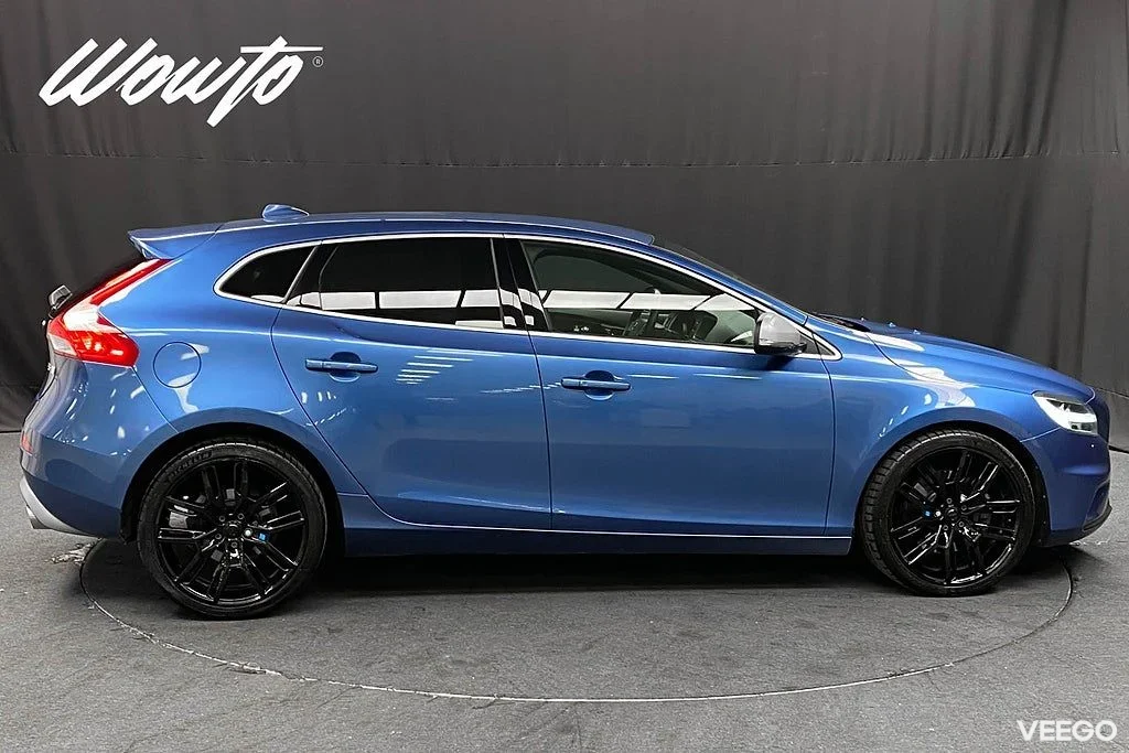 Volvo V40 T5 253HK R-Design /Polestar /Navi /4.95% 186kW