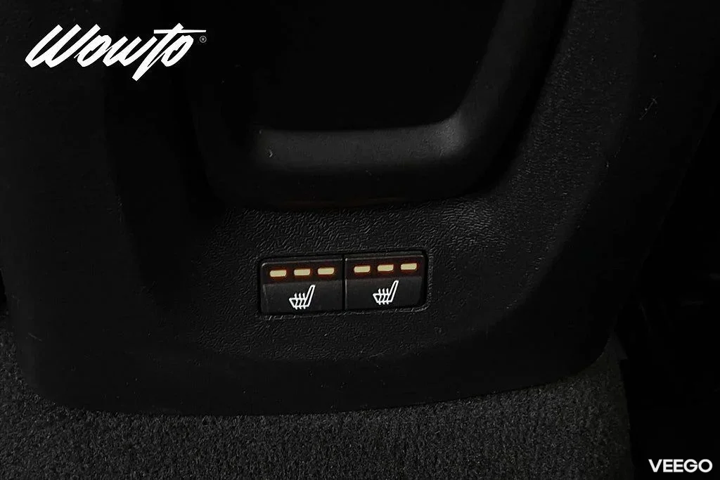 Volvo V40 T5 253HK R-Design /Polestar /Navi /4.95% 186kW