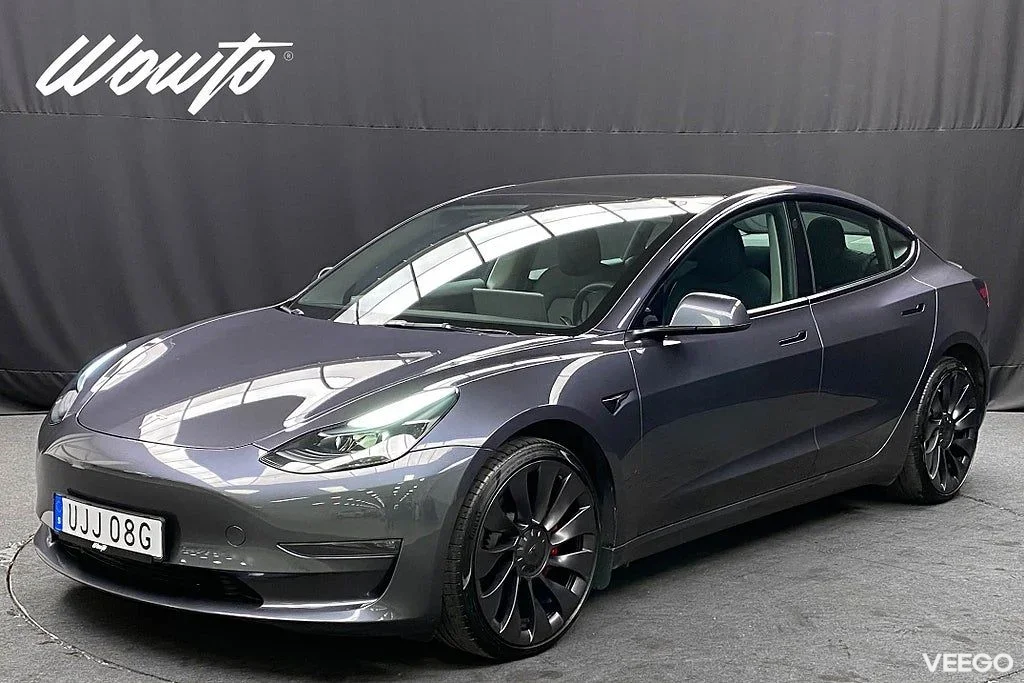 Tesla Model 3 Performance 534HK /Moms /4.95% 393kW