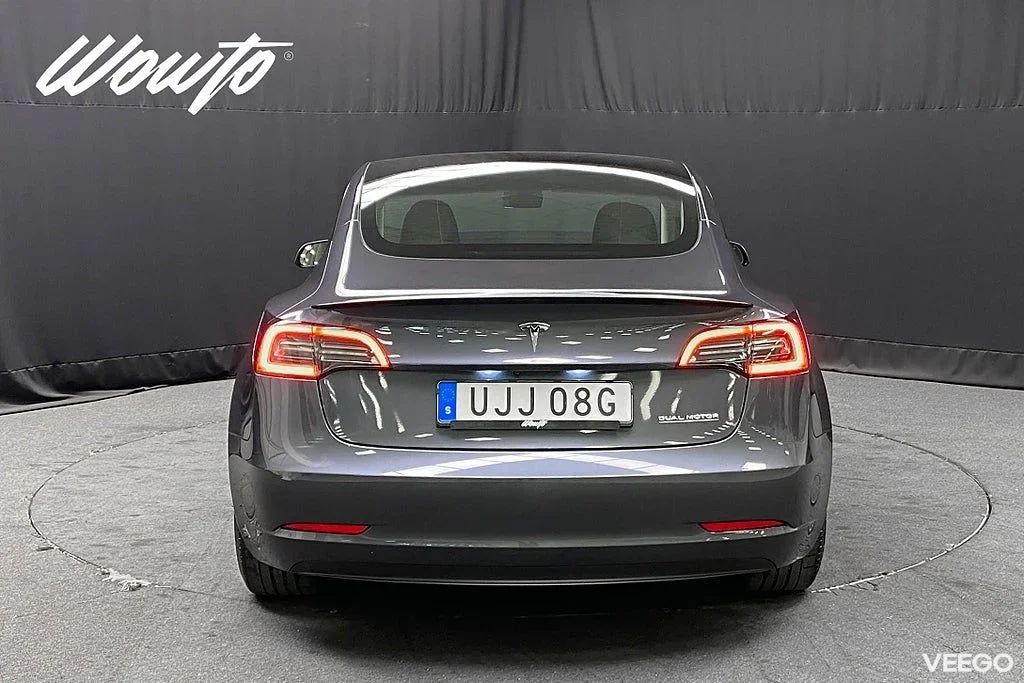 Tesla Model 3 Performance 534HK /Moms /4.95% 393kW