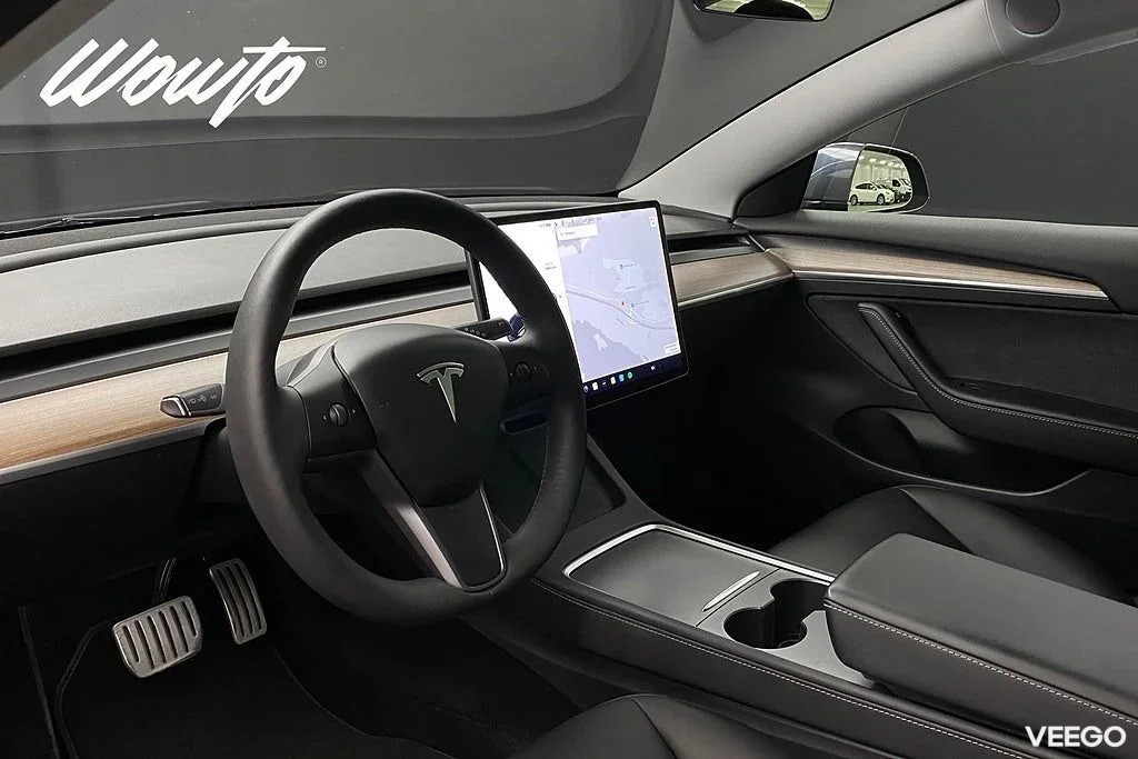 Tesla Model 3 Performance 534HK /Moms /4.95% 393kW