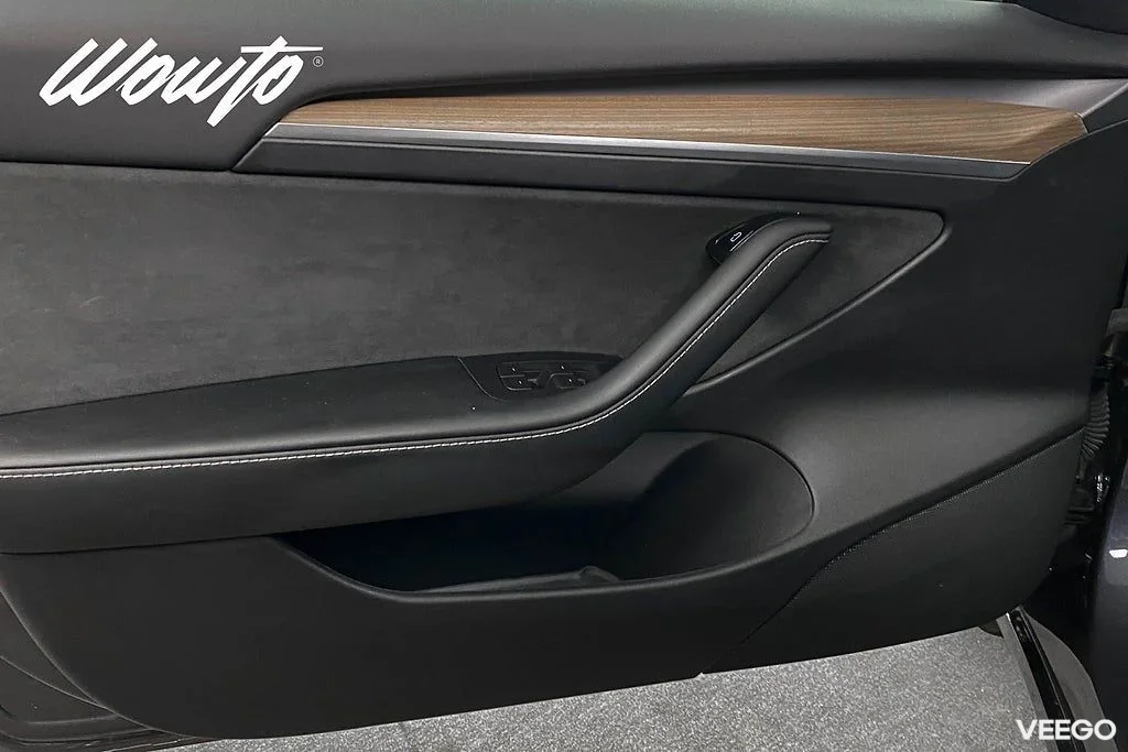 Tesla Model 3 Performance 534HK /Moms /4.95% 393kW