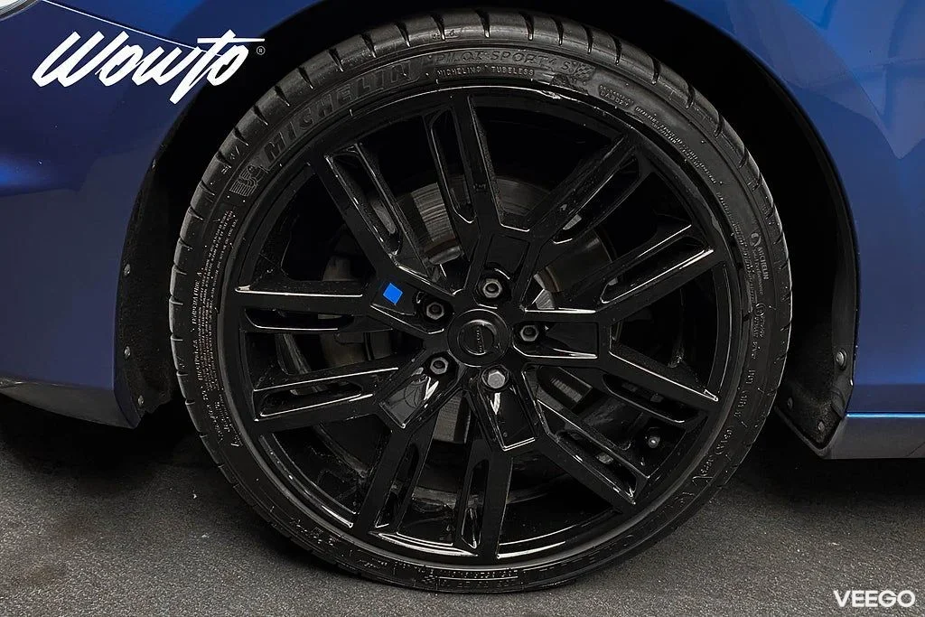 Volvo V40 T5 253HK R-Design /Polestar /Navi /4.95% 186kW