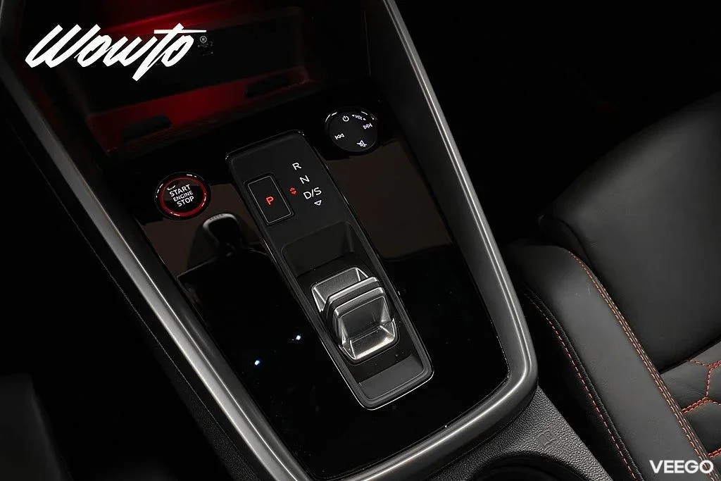 Audi RS 3 Sedan 400HK /RS-Design /Massage /Matrix /Pano /4.95% 294kW