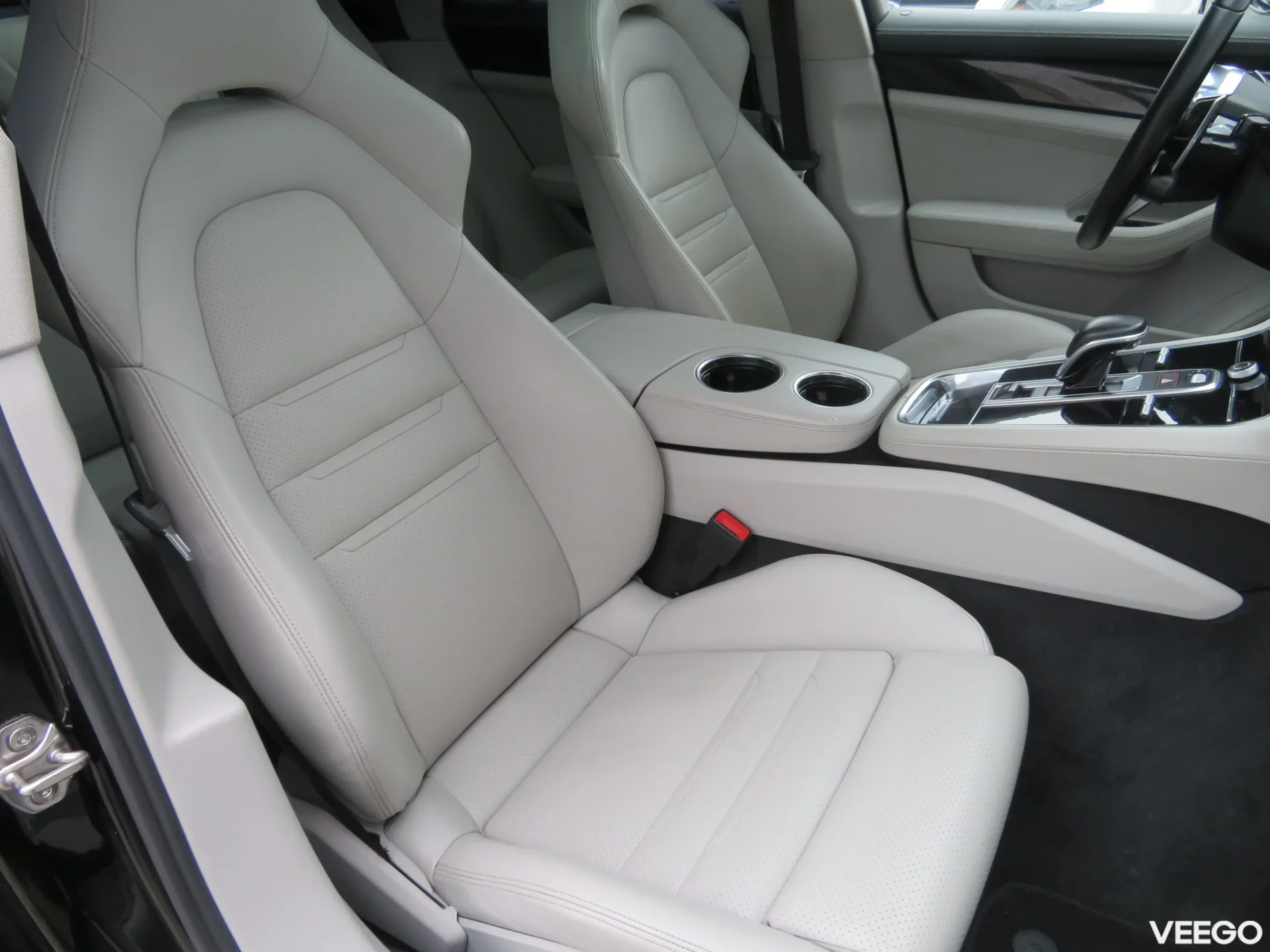 Porsche Panamera 2.9 243kW