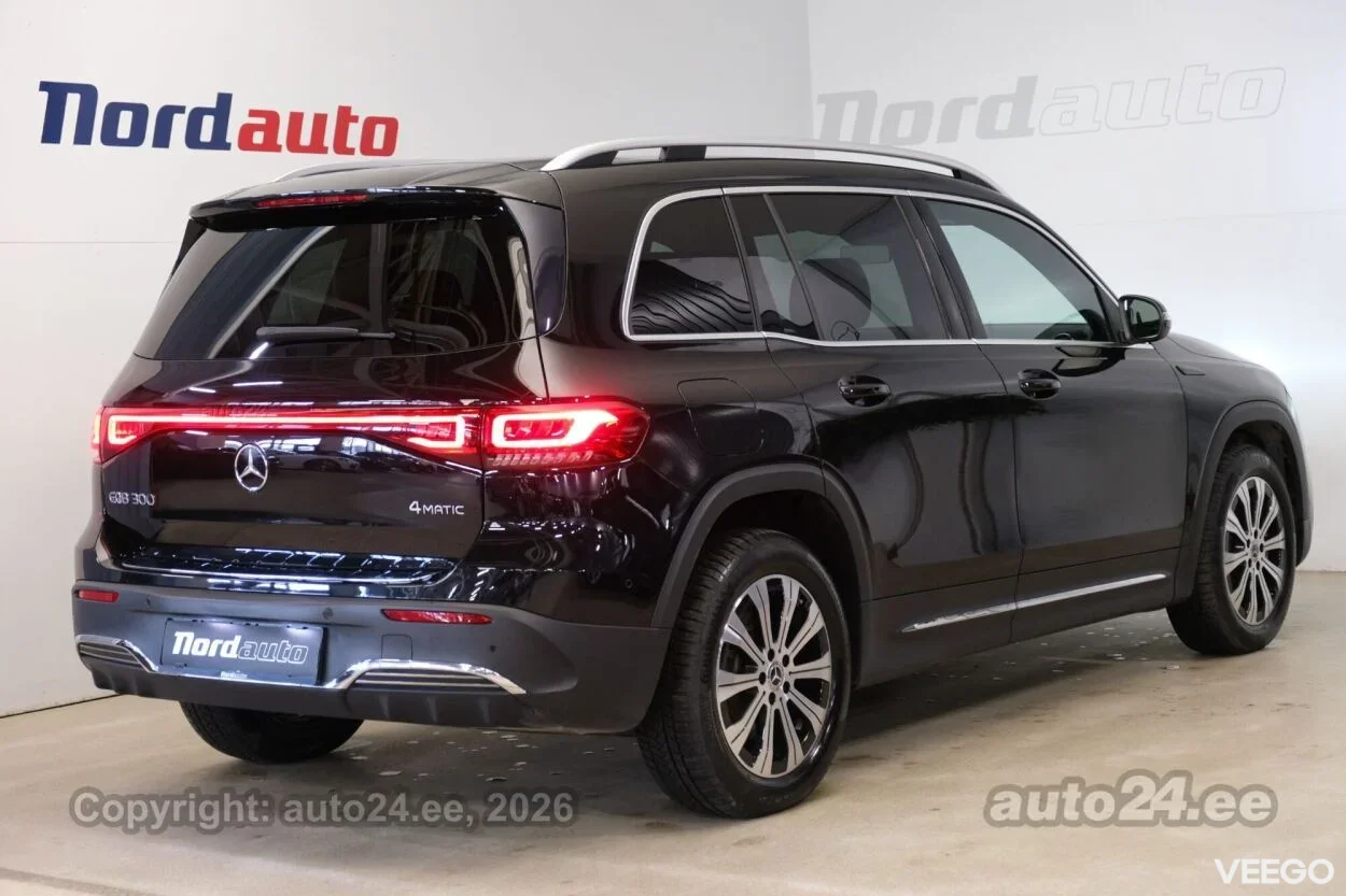 Mercedes-Benz EQB 300 4MATIC AMG 139kW